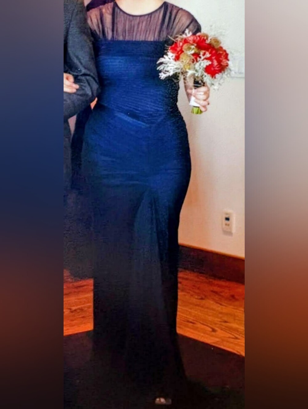 Tadashi Shoji Navy Pleated Ruched Fully Lined Mermaid Gown Size L